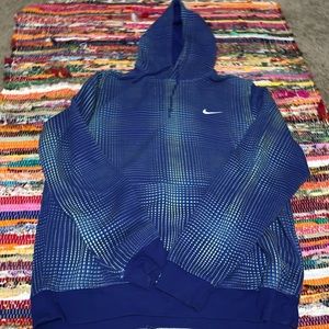 SOFT NIKE HOODIE